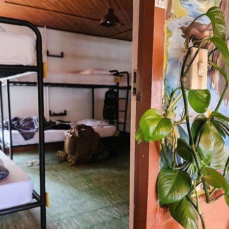 Casa Kayam Art Hostel Coliving Coworking Guatape Exterior photo