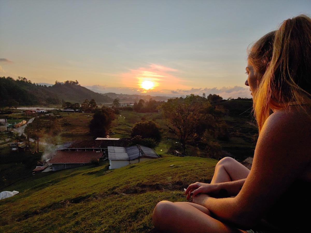 Casa Kayam Art Hostel Coliving Coworking Guatape Exterior photo