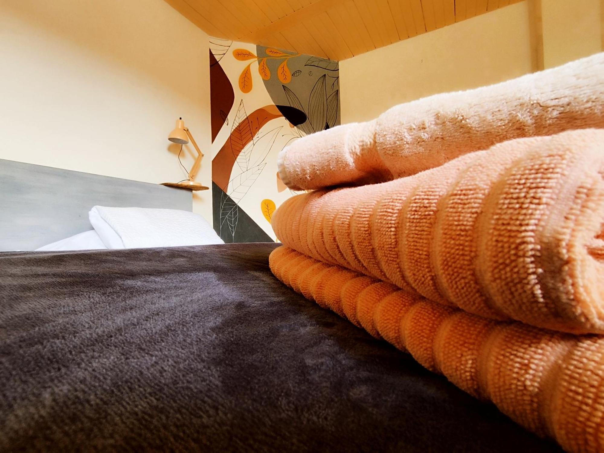 Casa Kayam Art Hostel Coliving Coworking Guatape Room photo