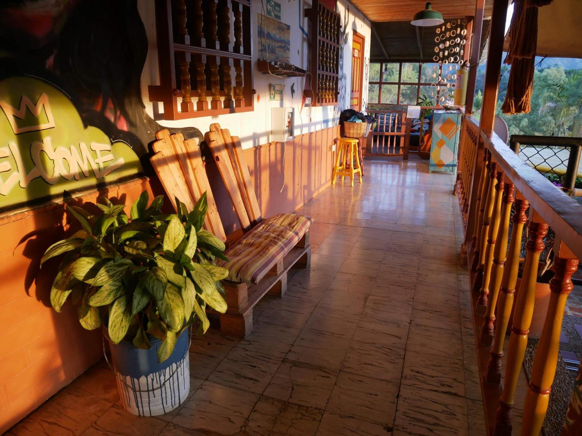 Casa Kayam Art Hostel Coliving Coworking Guatape Exterior photo